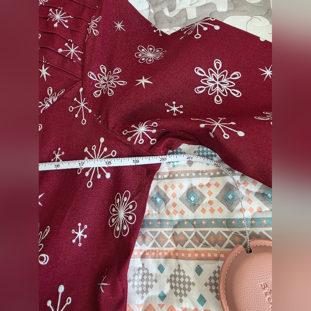 Unique Vintage Red with Silver Snowflakes Fit & Flare Winter Dress NWOT - Picture 16 of 16